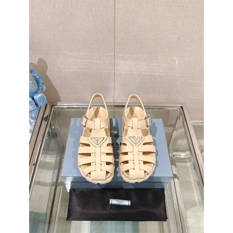 Pra*a sandals